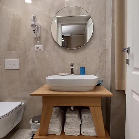 Don Francisco - Konukevi 3*