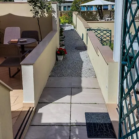 Don Francisco - Konukevi Tropea