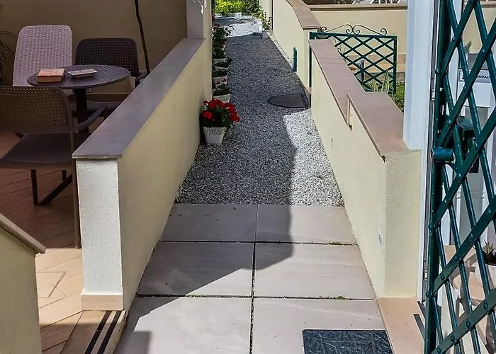 Don Francisco - בית הארחה טרופאה